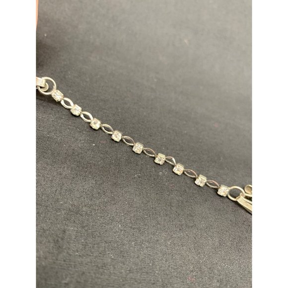 Vintage 50's Rhinestone Sweater Clip - Picture 4 of 5